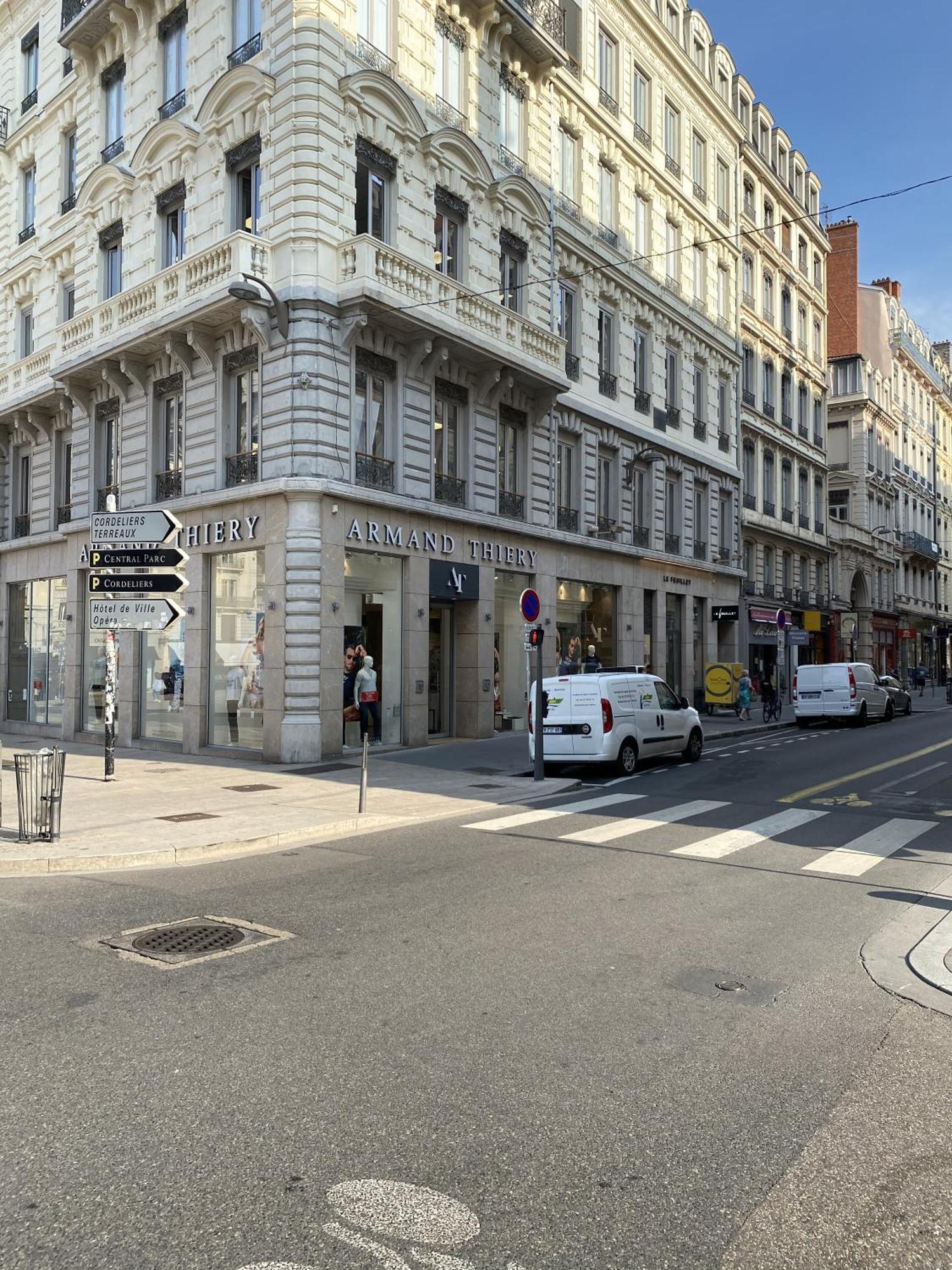 Appartement De Standing Pour 6 Refait A Neuf Lyon Exterior foto